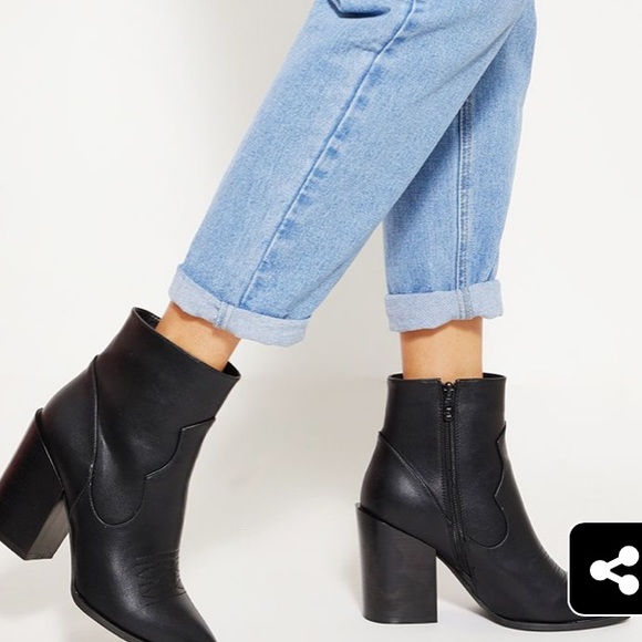 NWT pretty little thing black booties - Picture 2 of 8